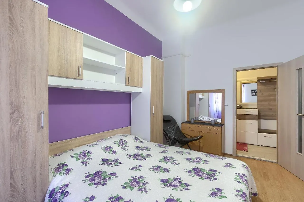 Aida Pula Apartment